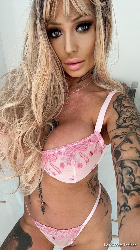 big tits tonibee